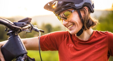 Jak wybrać odpowiedni rower? Kompletny przewodnik po rowerach szosowych, górskich, gravelowych i elektrycznych!